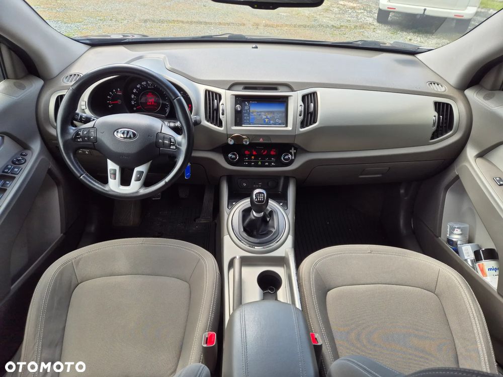 Kia Sportage 2.0 CRDI XL - 33