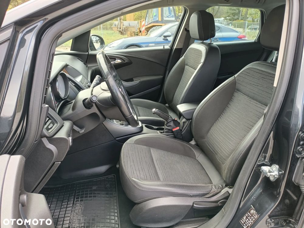 Opel Astra - 10
