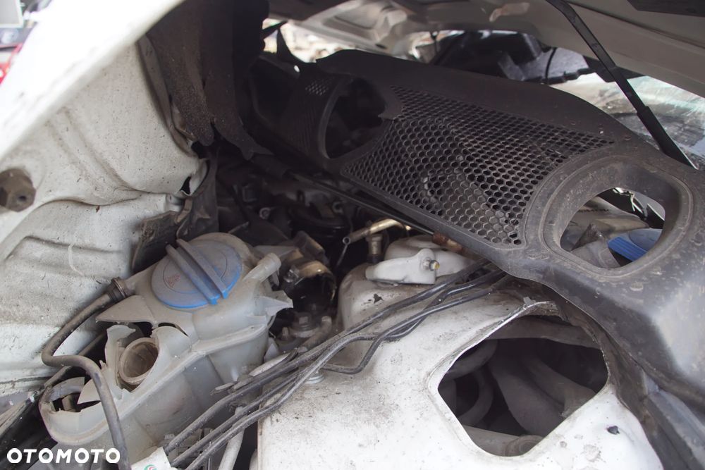 Auto na części - Audi A5 I 8T 3.0 TDI 239 KM CCWA LMK LY9C 2009R Silnik Skrzynia Drzwi Błotnik Klapa Zderzak Lampa Lusterko Klamka Szyba Deska Kokpit Sterownik Moduł Czujnik Licznik Wyświetlacz Panel Kierownica - 16