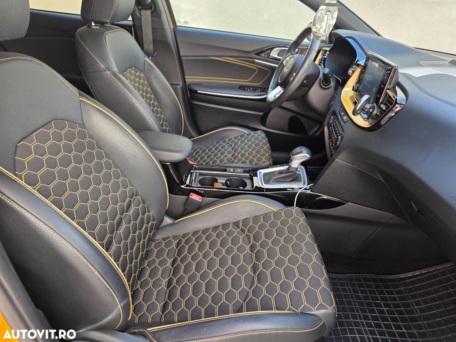 Kia XCeed 1.6 GDI 6DCT PHEV Vision - 7