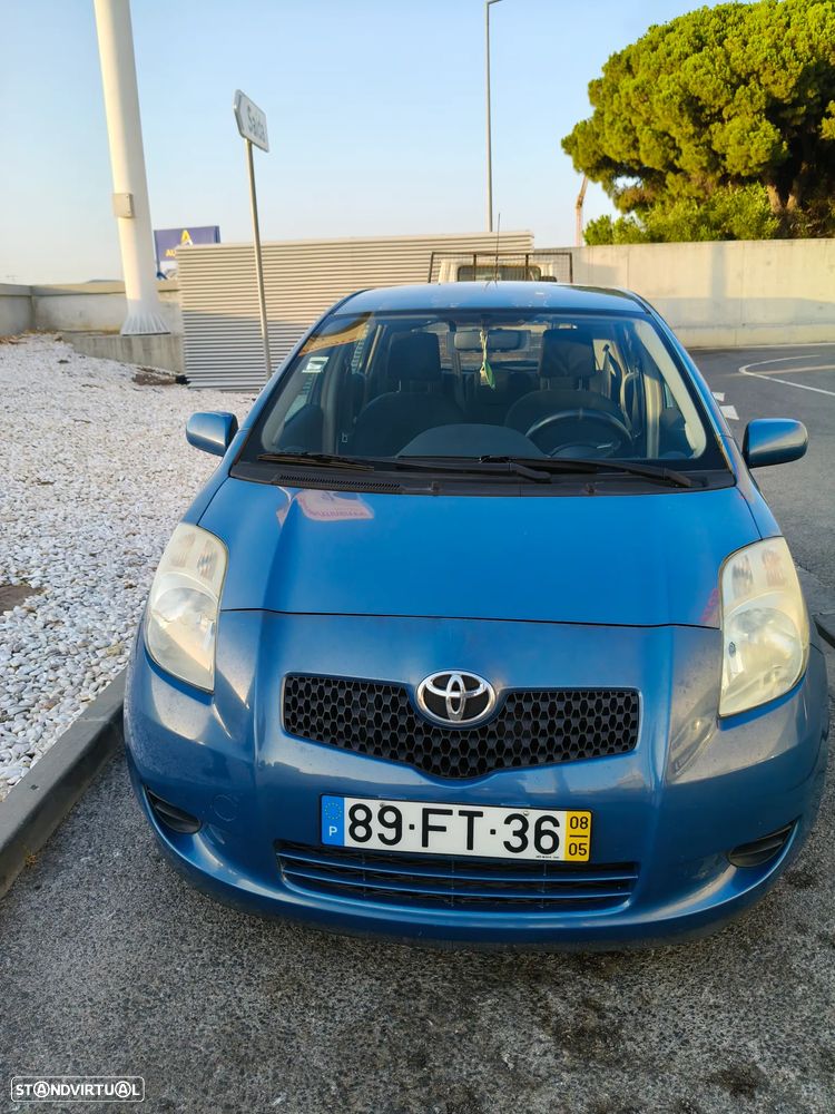 Toyota Yaris 1.0 VVT-i - 1