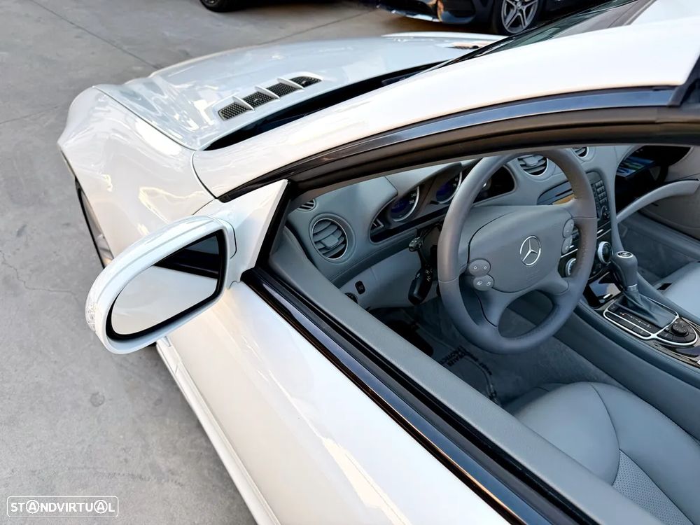 Mercedes-Benz SL 500 Standard - 43