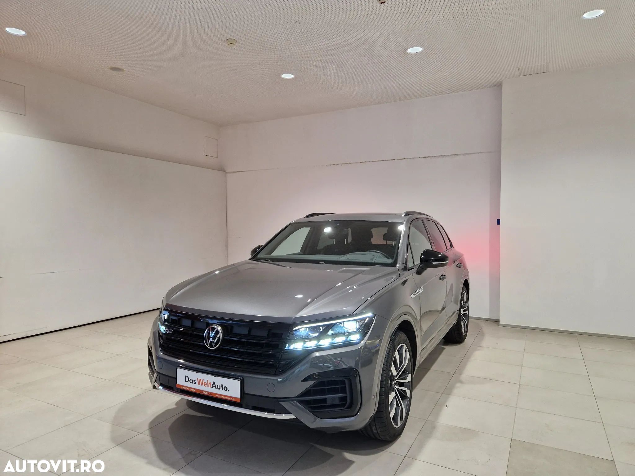 Volkswagen Touareg V6 TDI 4MOTION R-Line - 1
