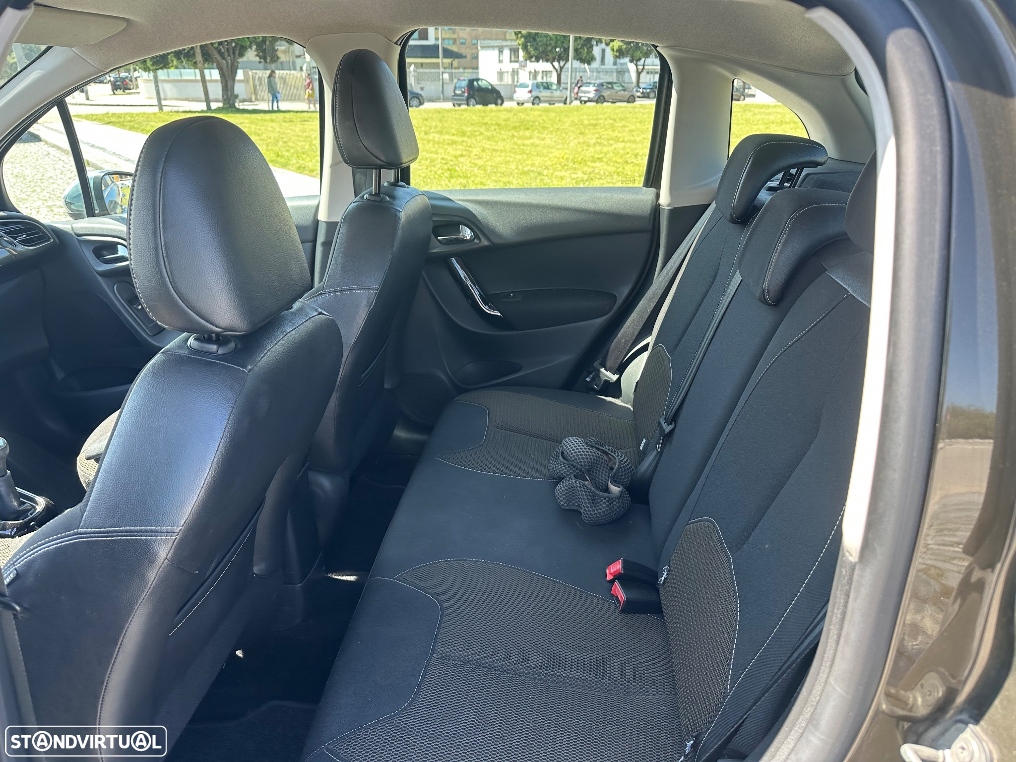 Citroën C3 1.6 e-HDi Exclusive 95g - 9