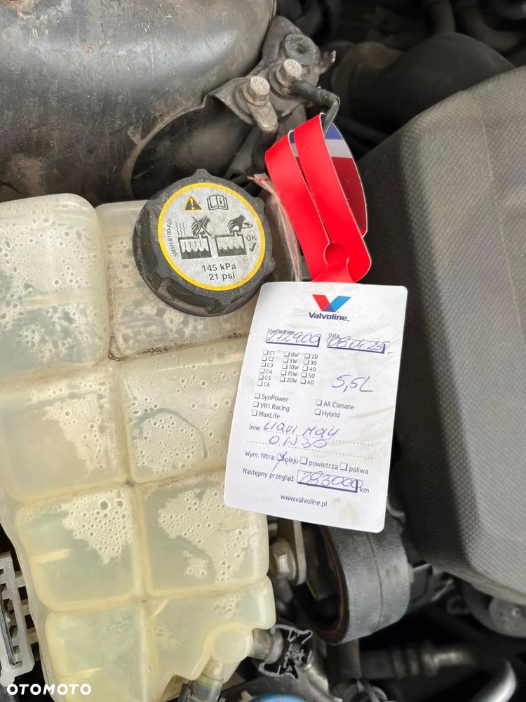 Volvo V40 D3 Geartronic - 27