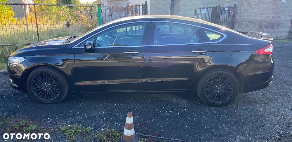 Ford Fusion 2.0 EcoBoost Titanium - 2