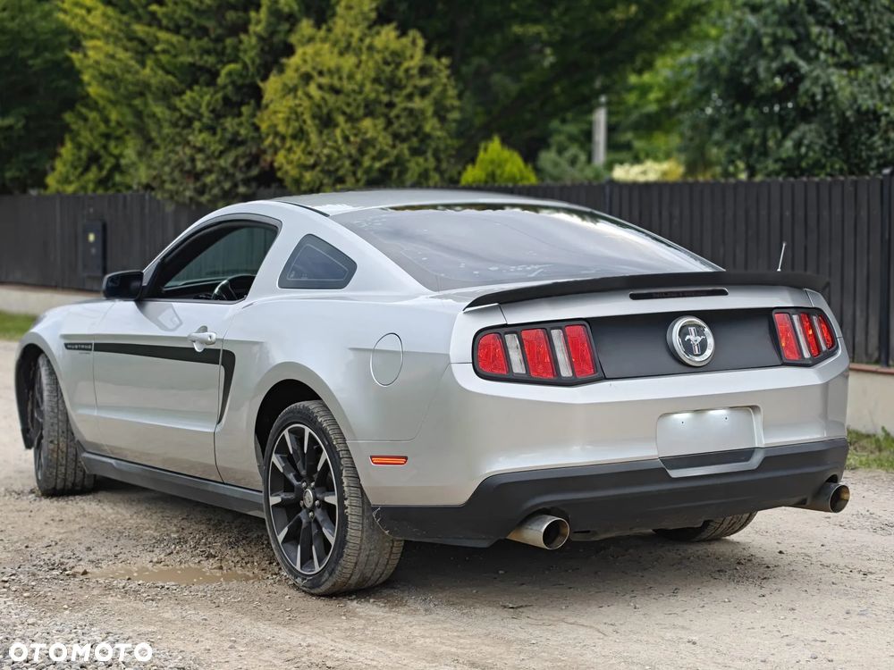 Ford Mustang 3.7 V6 Premium - 10