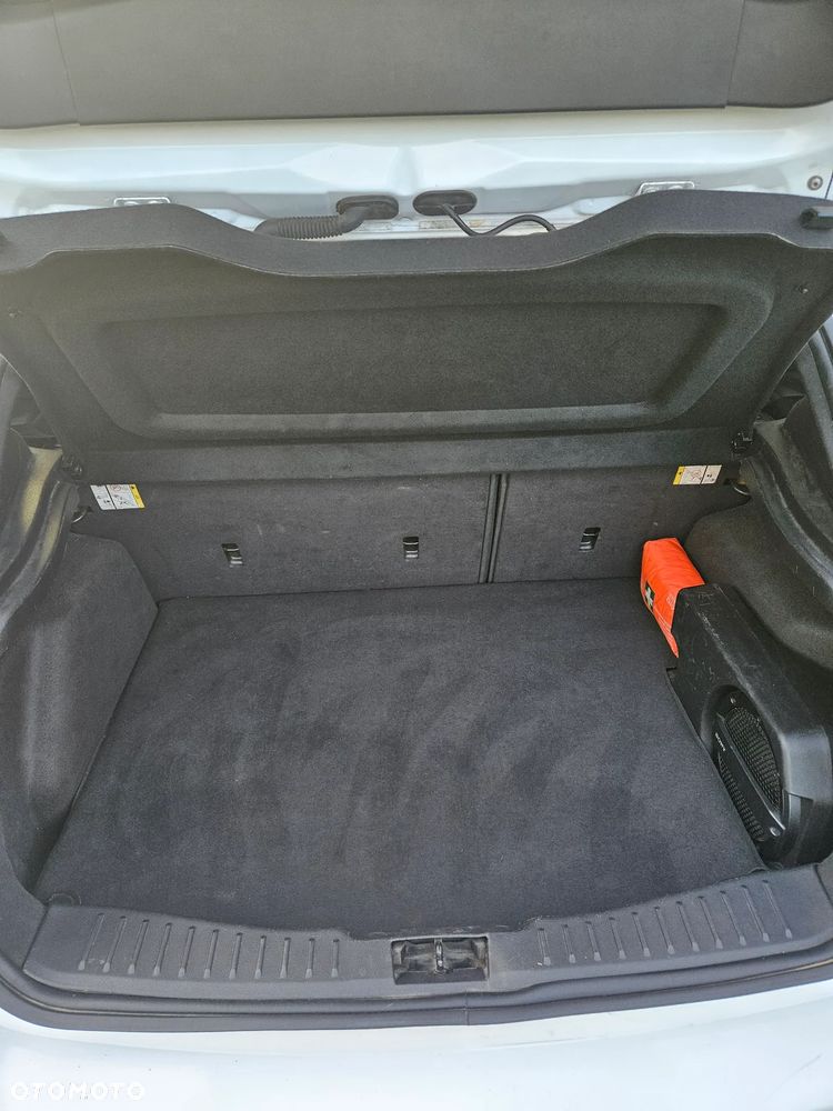 Ford Focus 2.0 EcoBoost ST - 8