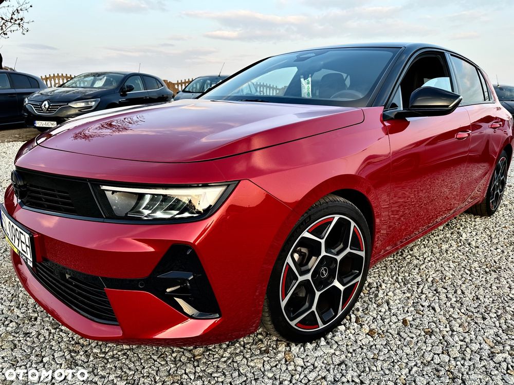 Opel Astra 1.2 Turbo GS - 25