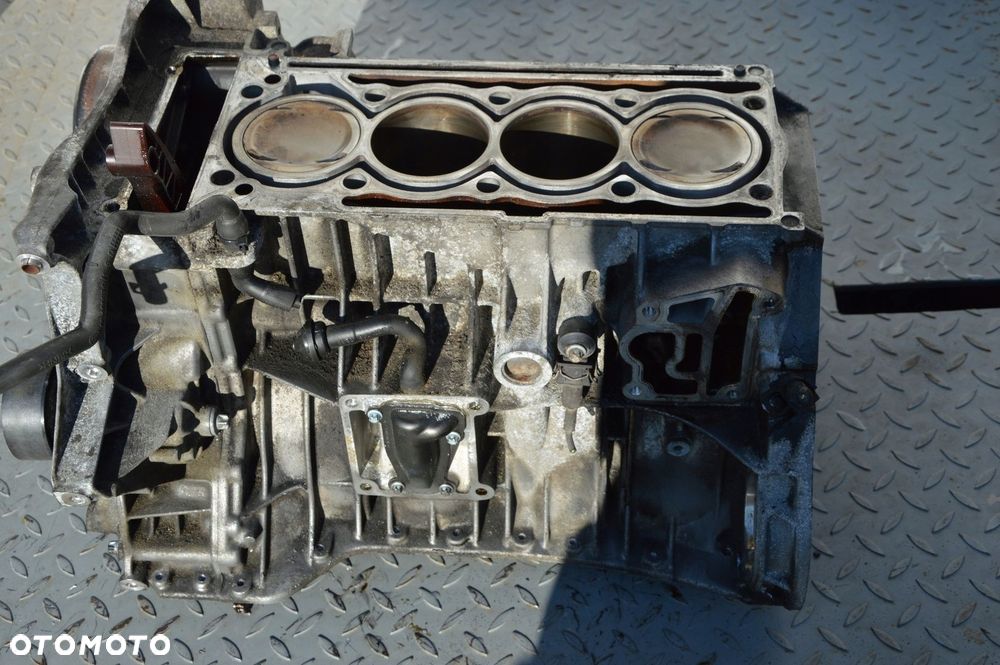blok silnika słupek mercedes w203 w204 w209 1.8 kompressor m271 - 6
