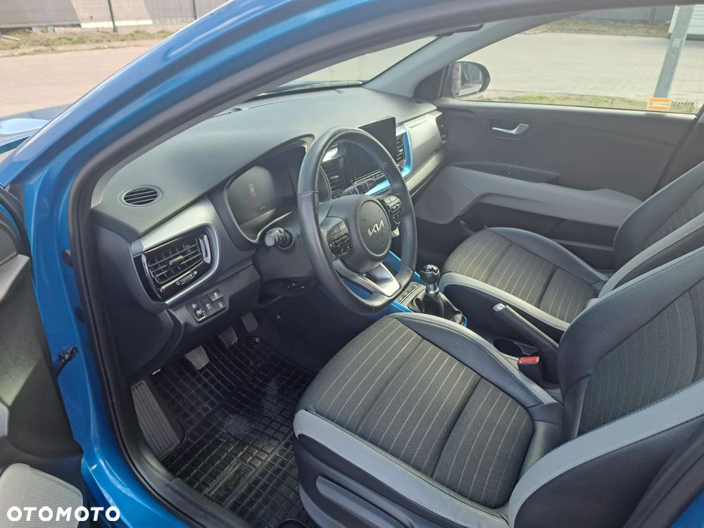 Kia Stonic 1.2 L - 13