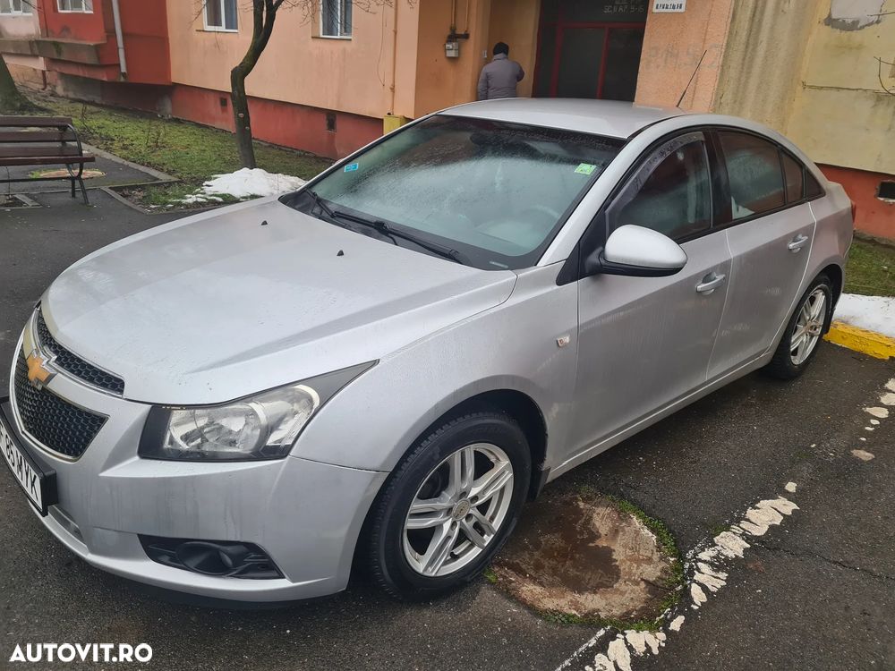 Chevrolet Cruze 1.8 Ecotec LT - 2