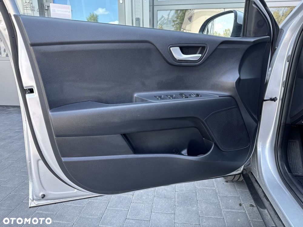 Kia Stonic 1.2 M - 13
