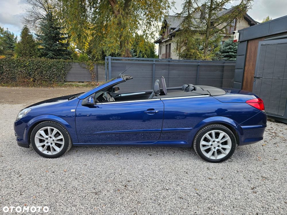 Opel Astra 1.8 Cosmo - 21