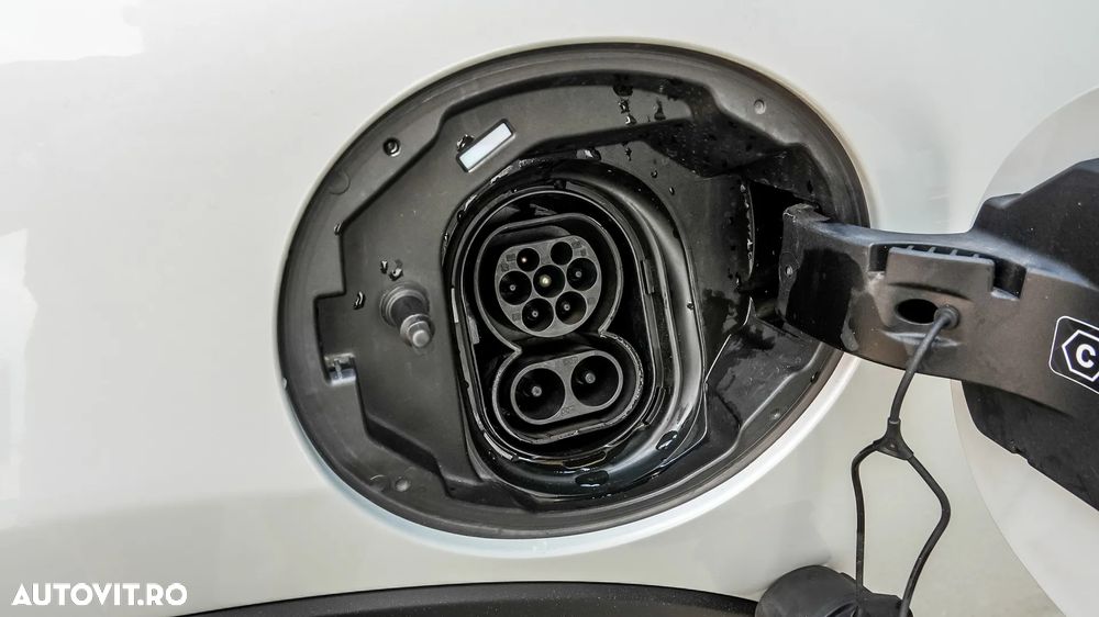 Mini Cooper SE Electric Trim - 31