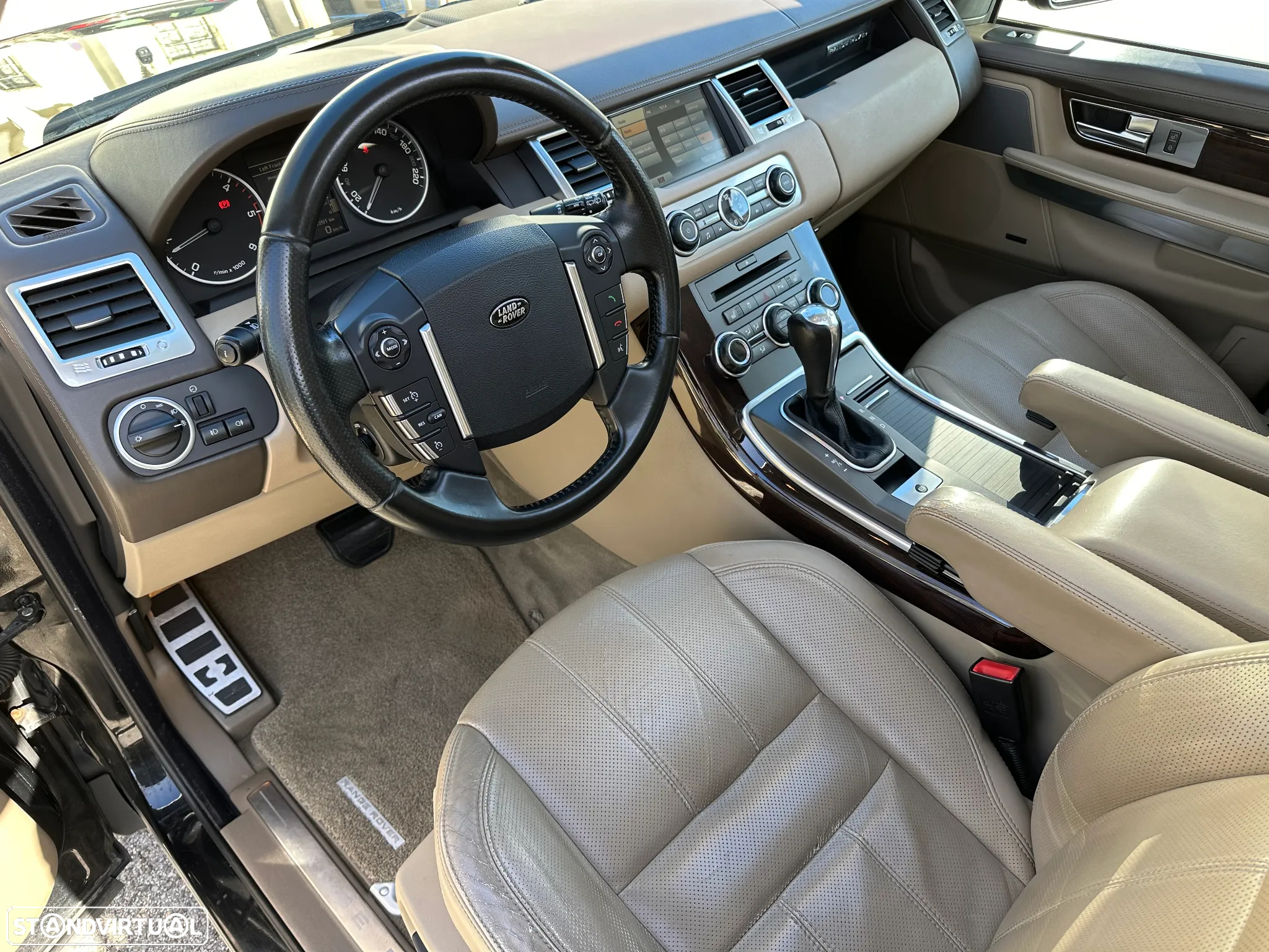 Land Rover Range Rover Sport 3.0 TDV6 HSE - 11