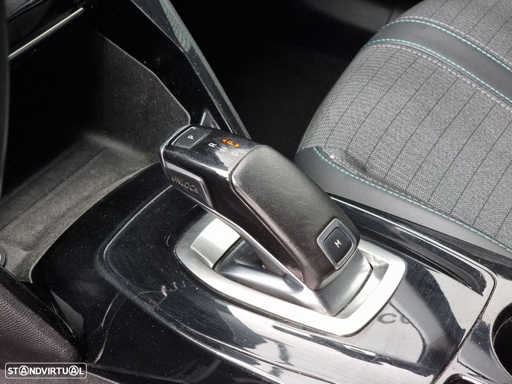 Peugeot 2008 1.5 BlueHDi Allure Pack EAT8 - 12