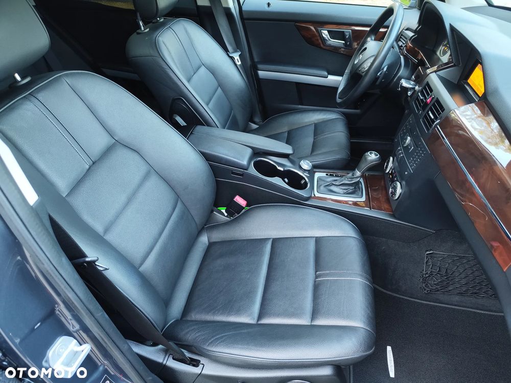 Mercedes-Benz GLK 220 CDI DPF 4Matic BlueEFFICIENCY 7G-TRONIC SPORT EDITION - 21