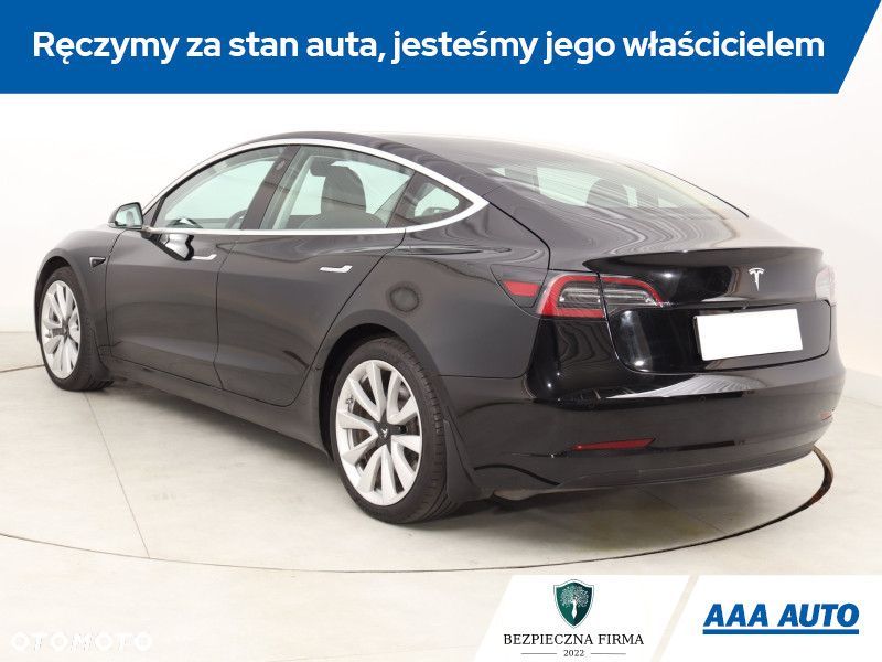 Tesla Model 3 - 6