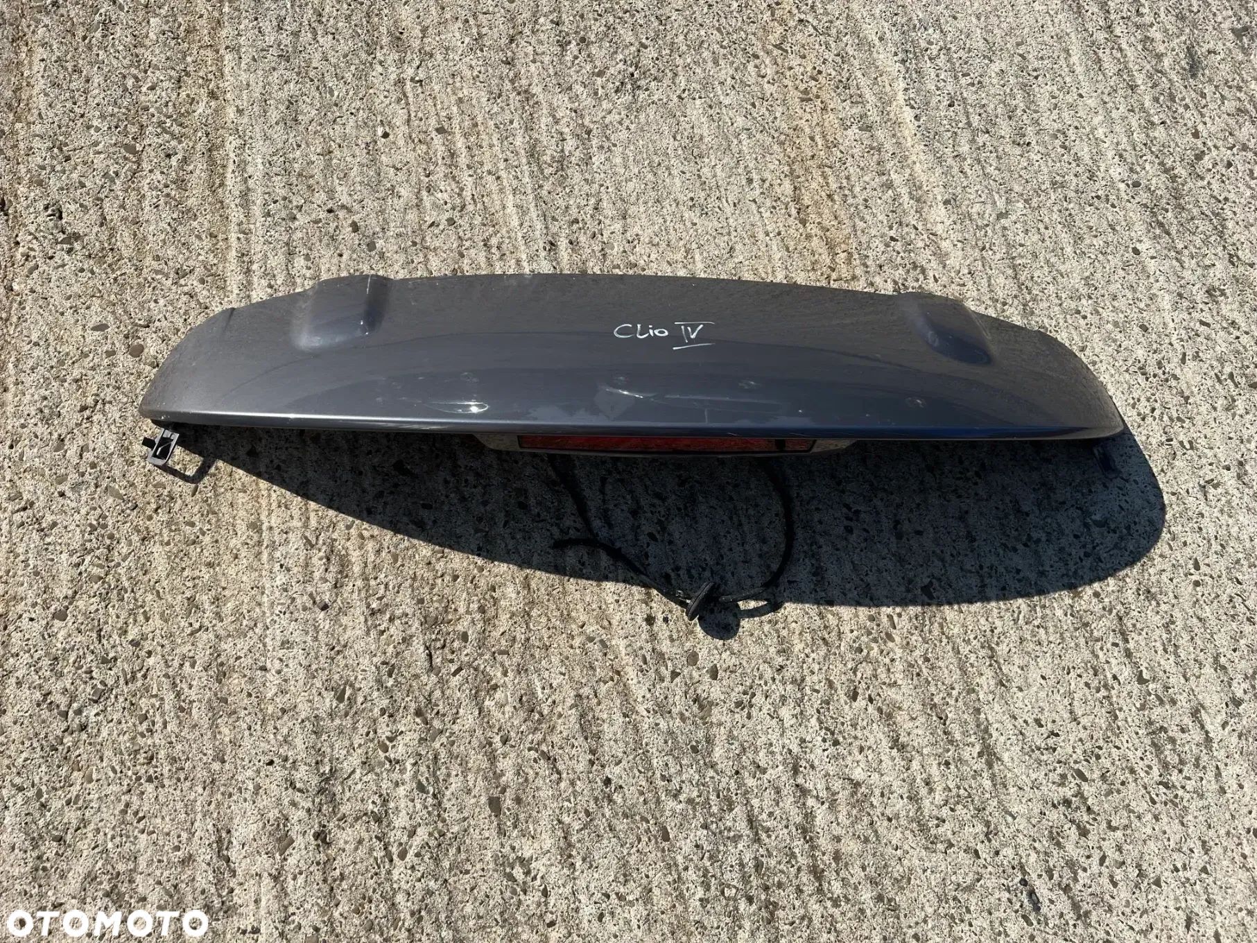 Spoiler daszek lotka klapy STOP Renault Clio IV - 1