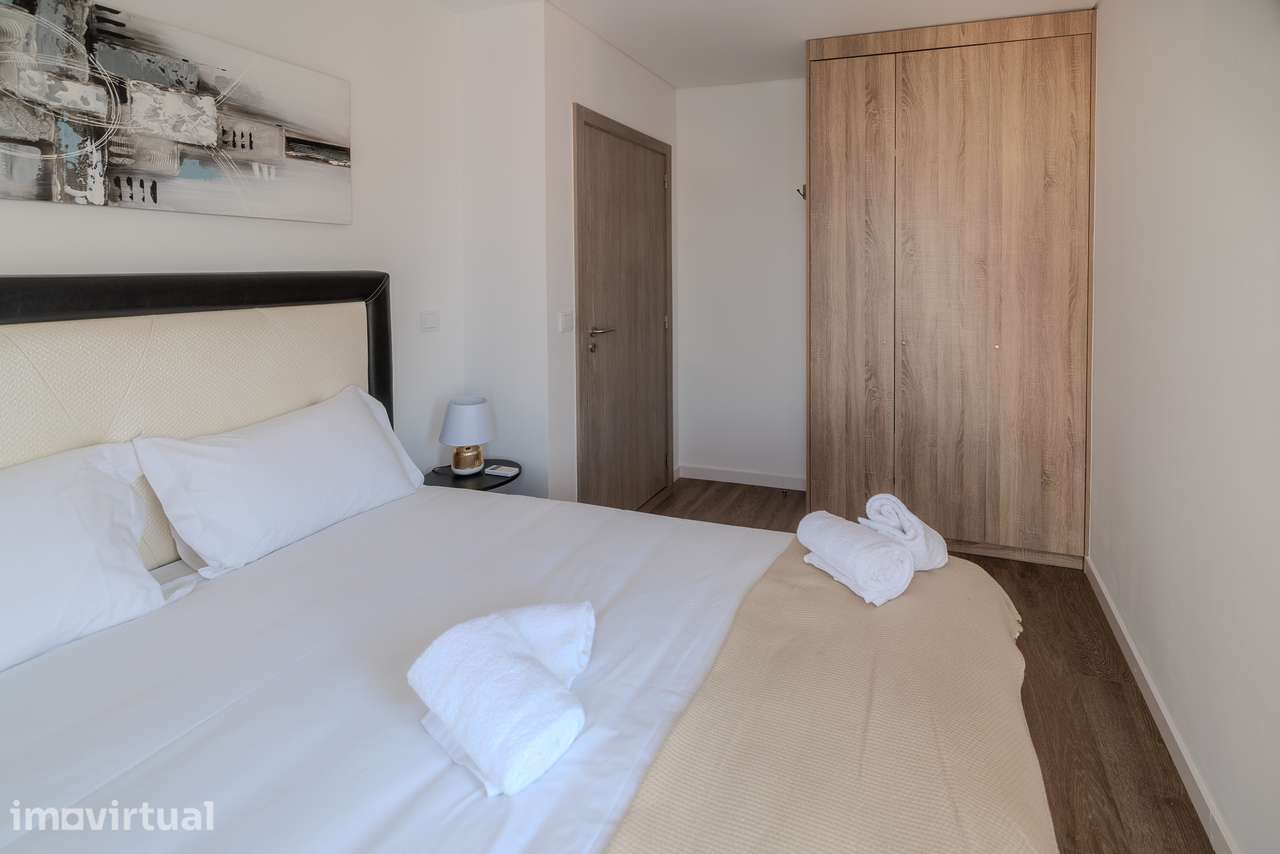 Apartamento para arrendamento com contas incluídas - Rua do Raio - Grande imagem: 3/18
