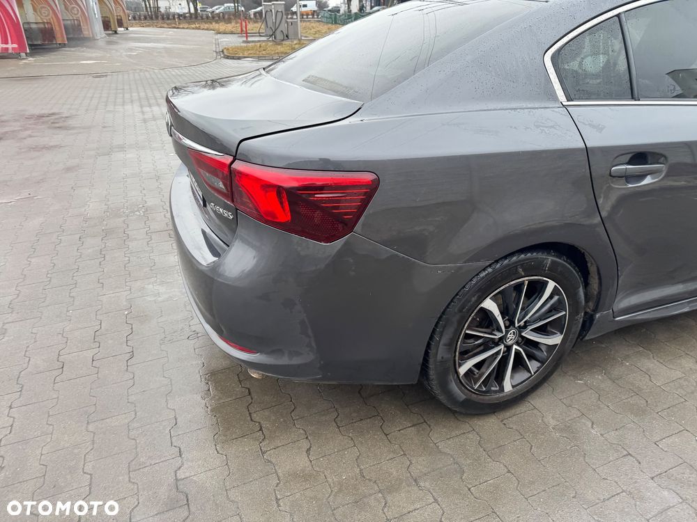 Toyota Avensis 2.0 D-4D Premium - 3