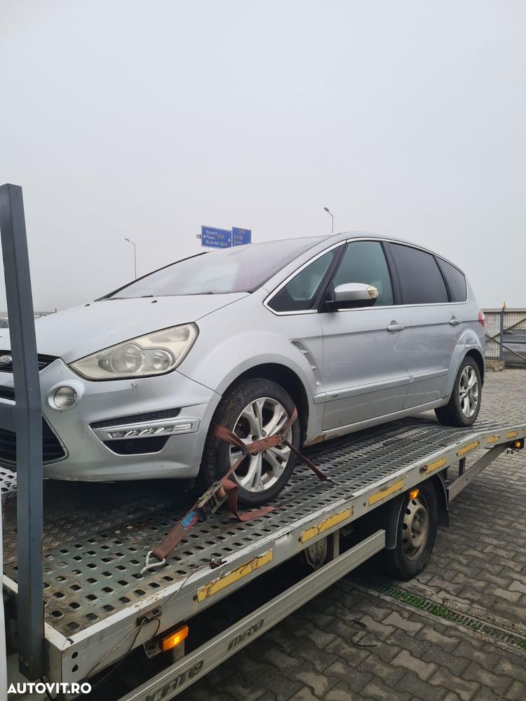 Dezmembram Ford S Max 2.0 diesel din 2009