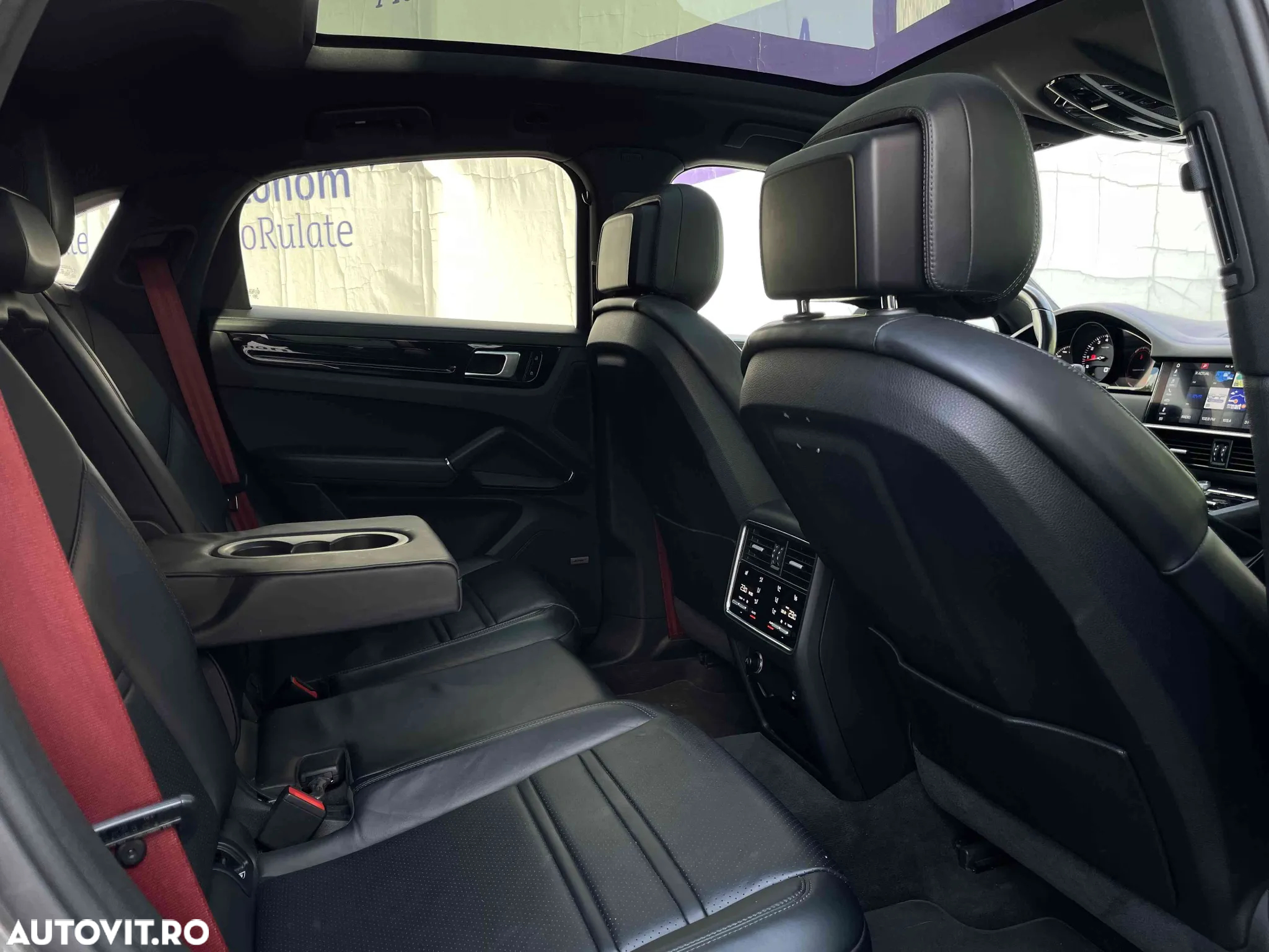 Porsche Cayenne Standard - 16