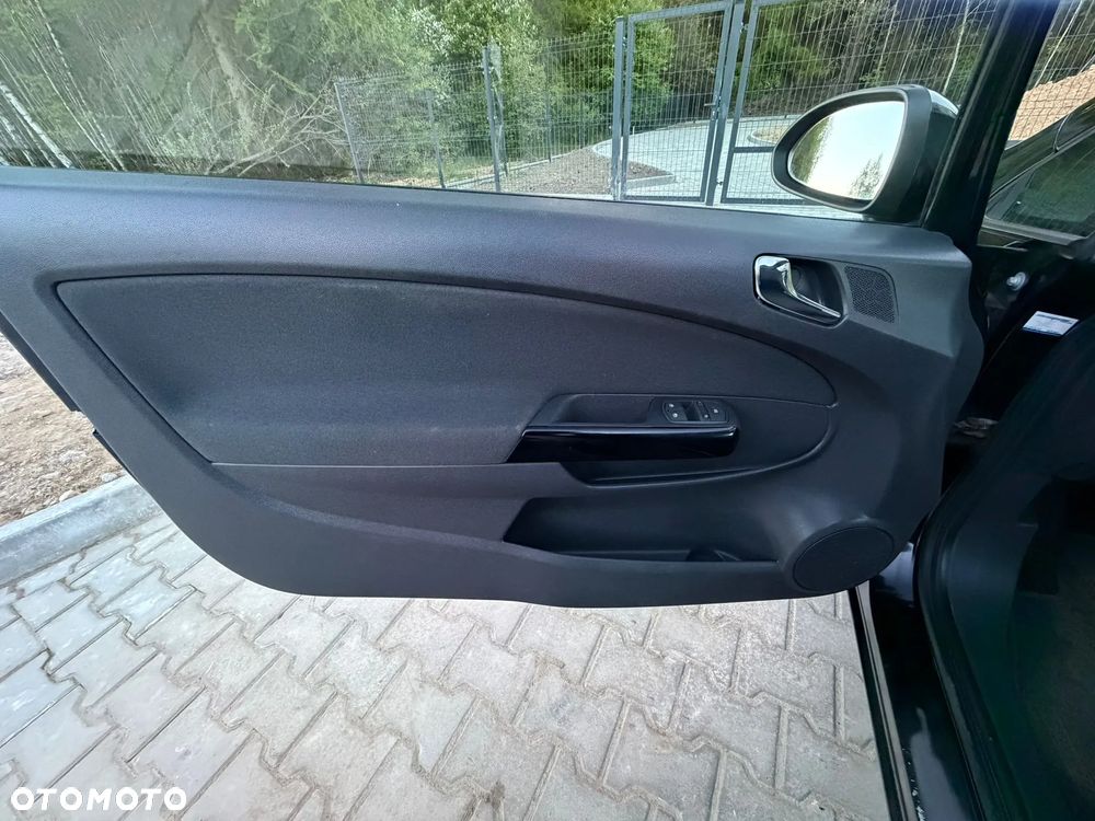 Opel Corsa 1.4 16V Edition - 10