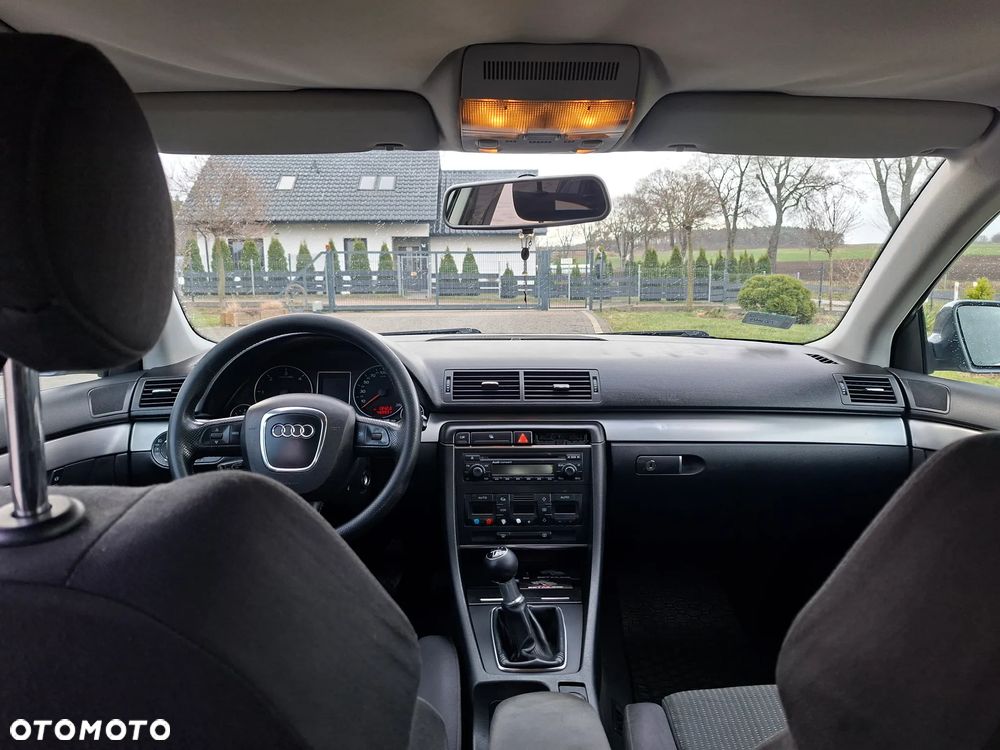 Audi A4 Limousine 2.0 TDI - 8