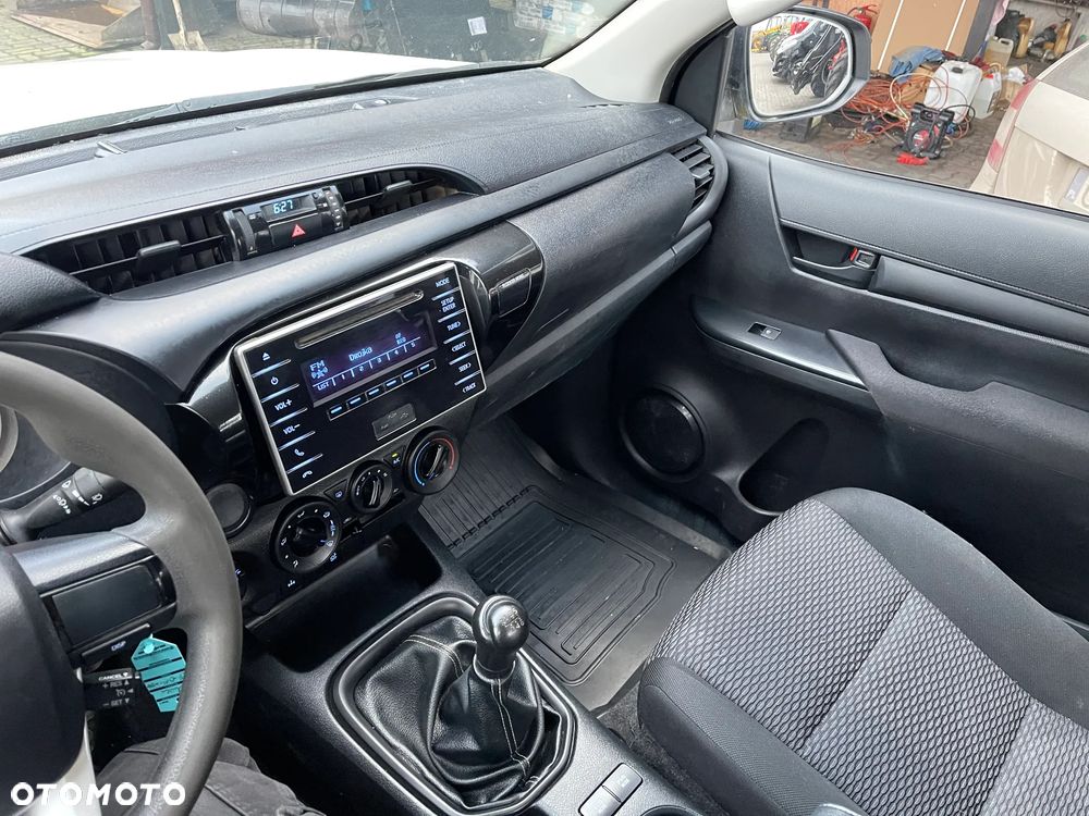 Toyota Hilux 4x4 Double Cab S&S Executive - 9