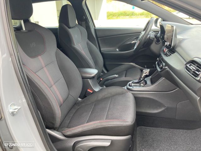 Hyundai i30 1.6 CRDI 48V-Hybrid DCT N-Line - 40