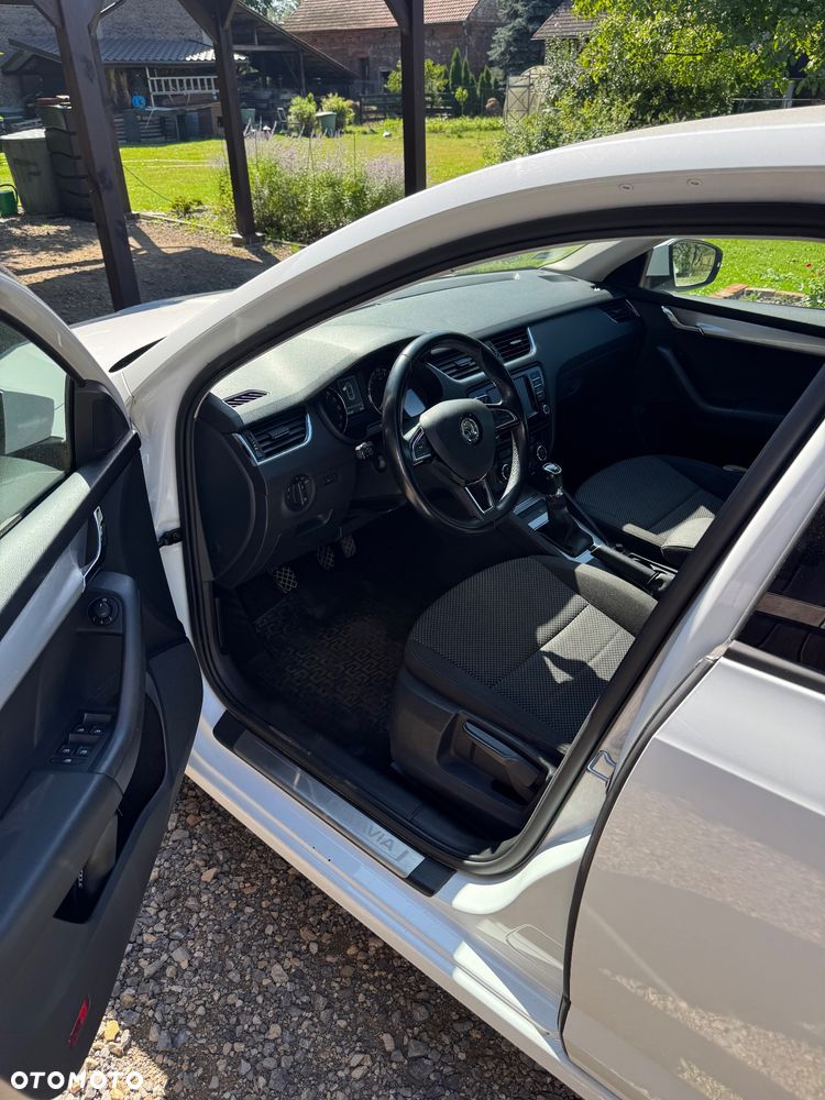 Skoda Octavia 1.6 TDI Ambition - 8