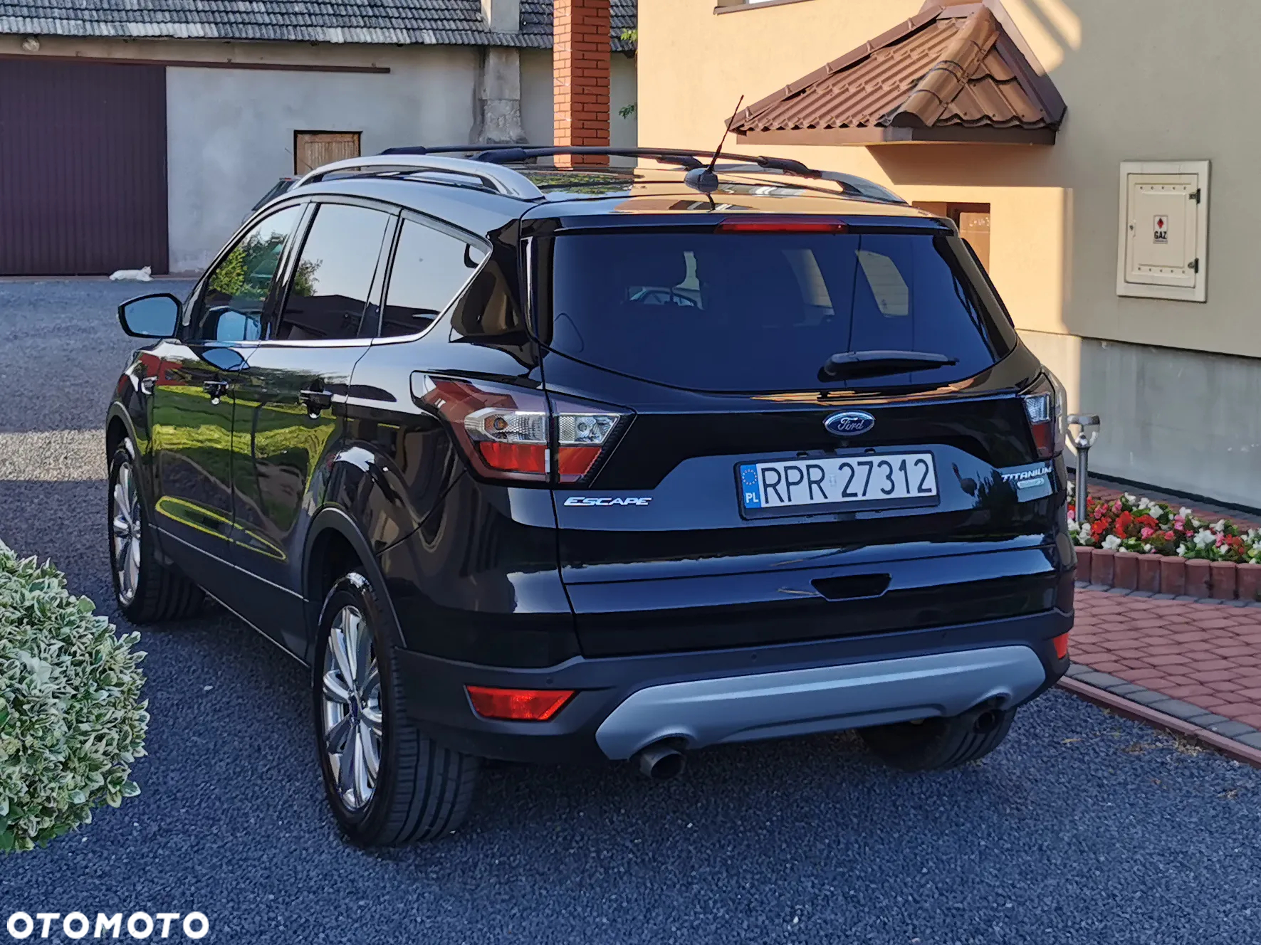 Ford Escape 2.0 EcoBoost AWD Titanium - 6