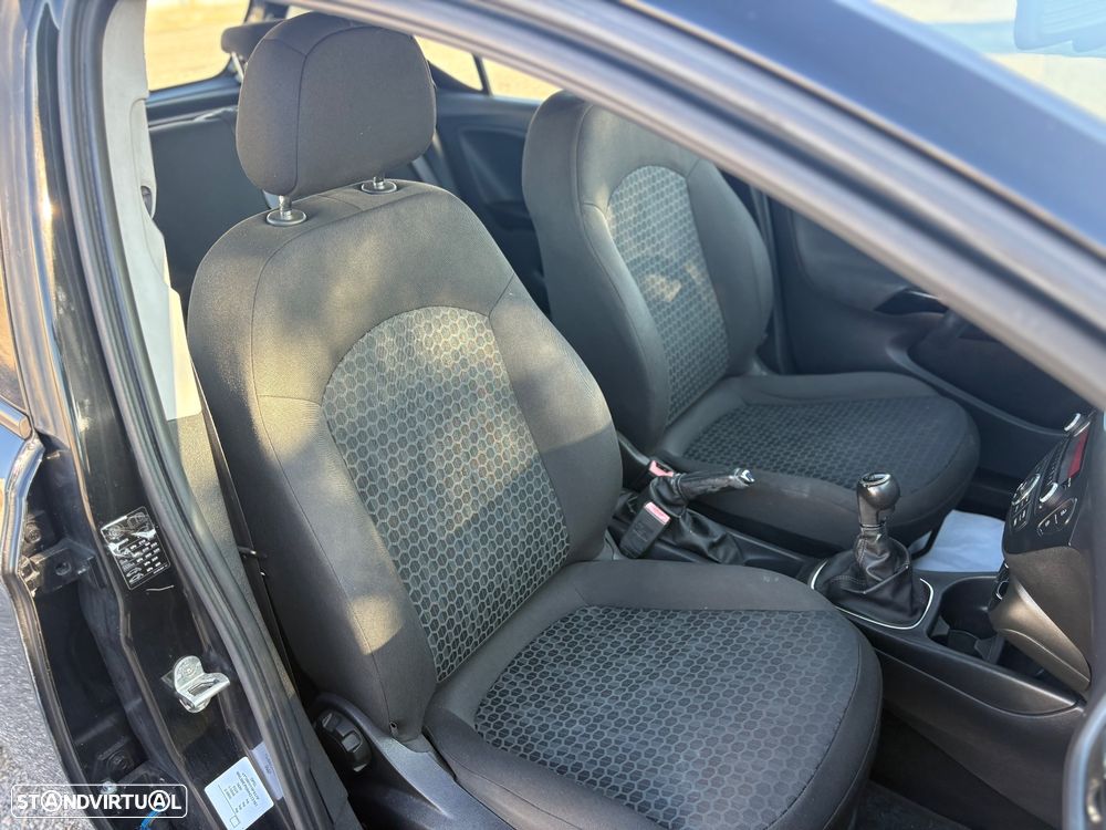 Opel Corsa 1.2 Dynamic - 40