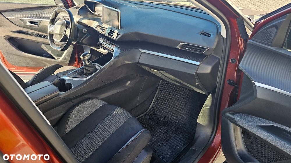 Peugeot 3008 1.5 BlueHDi Active S&S - 5