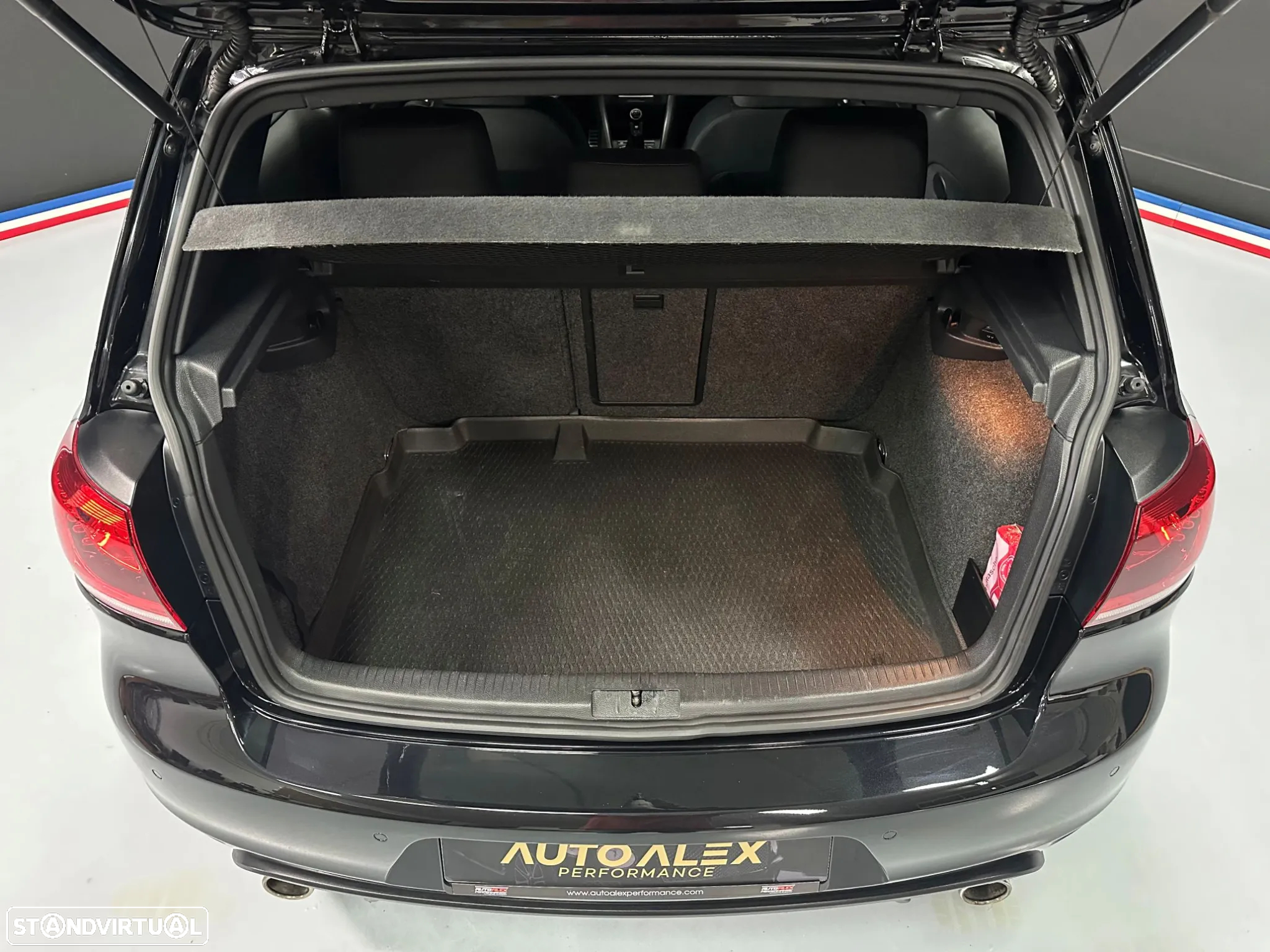 VW Golf 2.0 TSi GTI - 39
