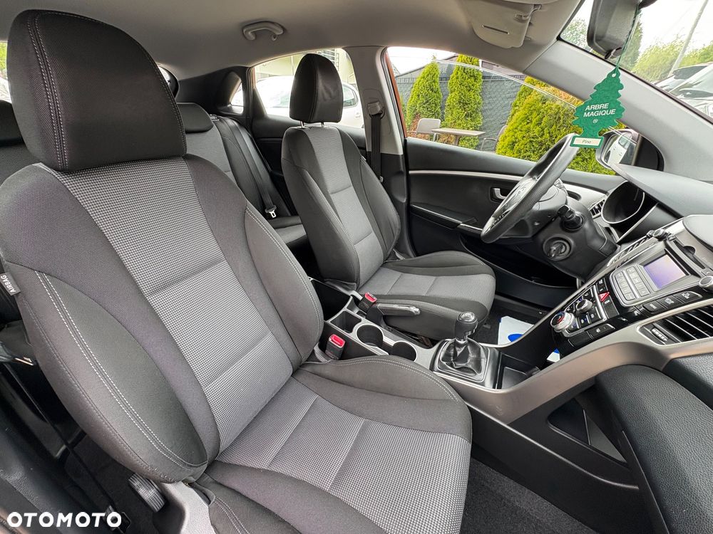 Hyundai i30 1.4 Classic - 22