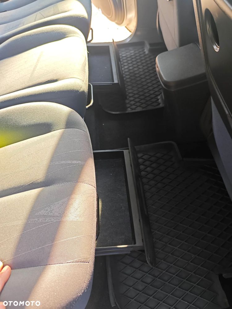 Renault Scenic 1.9 dCi Confort Authentique - 26
