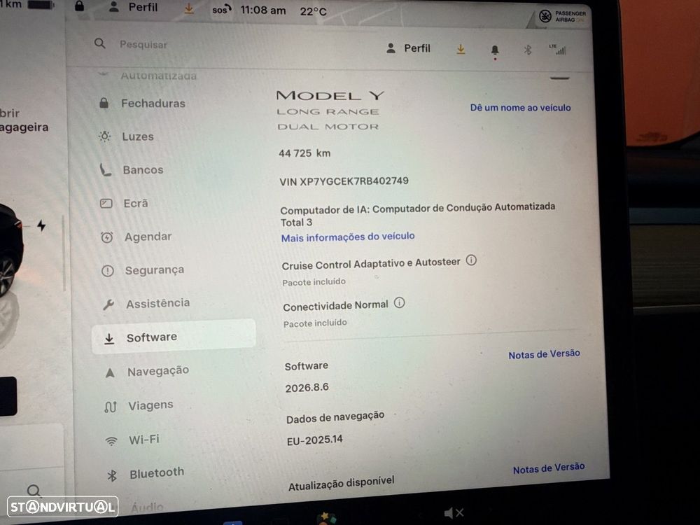 Tesla Model Y Long Range Dual Motor AWD - 14