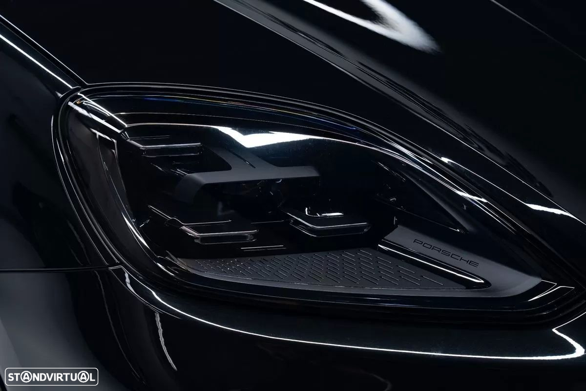 Porsche Cayenne Coupé E-Hybrid - 6