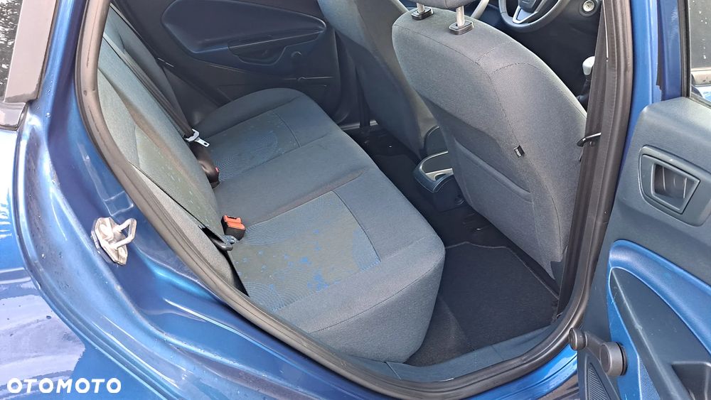 Ford Fiesta - 22