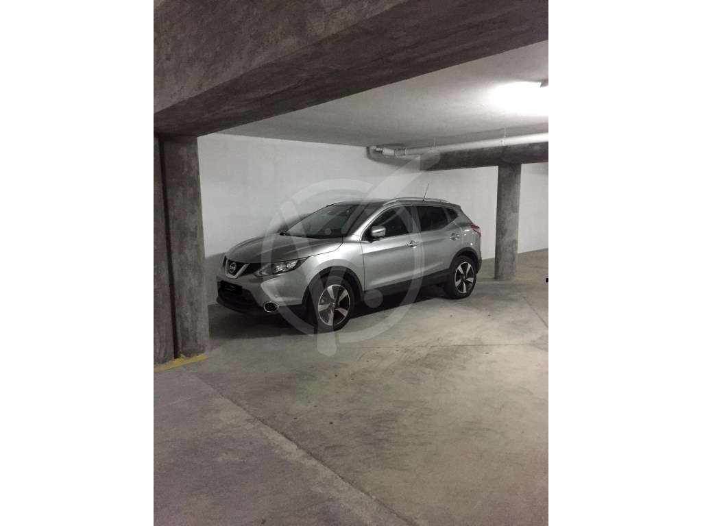 Lugar de garagem para arrendamento - Centro da Póvoa de Varzim - Grande imagem: 3/4