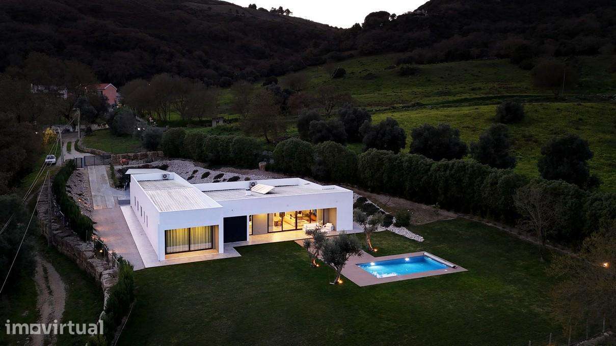 Moradia T6 com Piscina e Jardim em Arruda - Grande imagem: 4/29