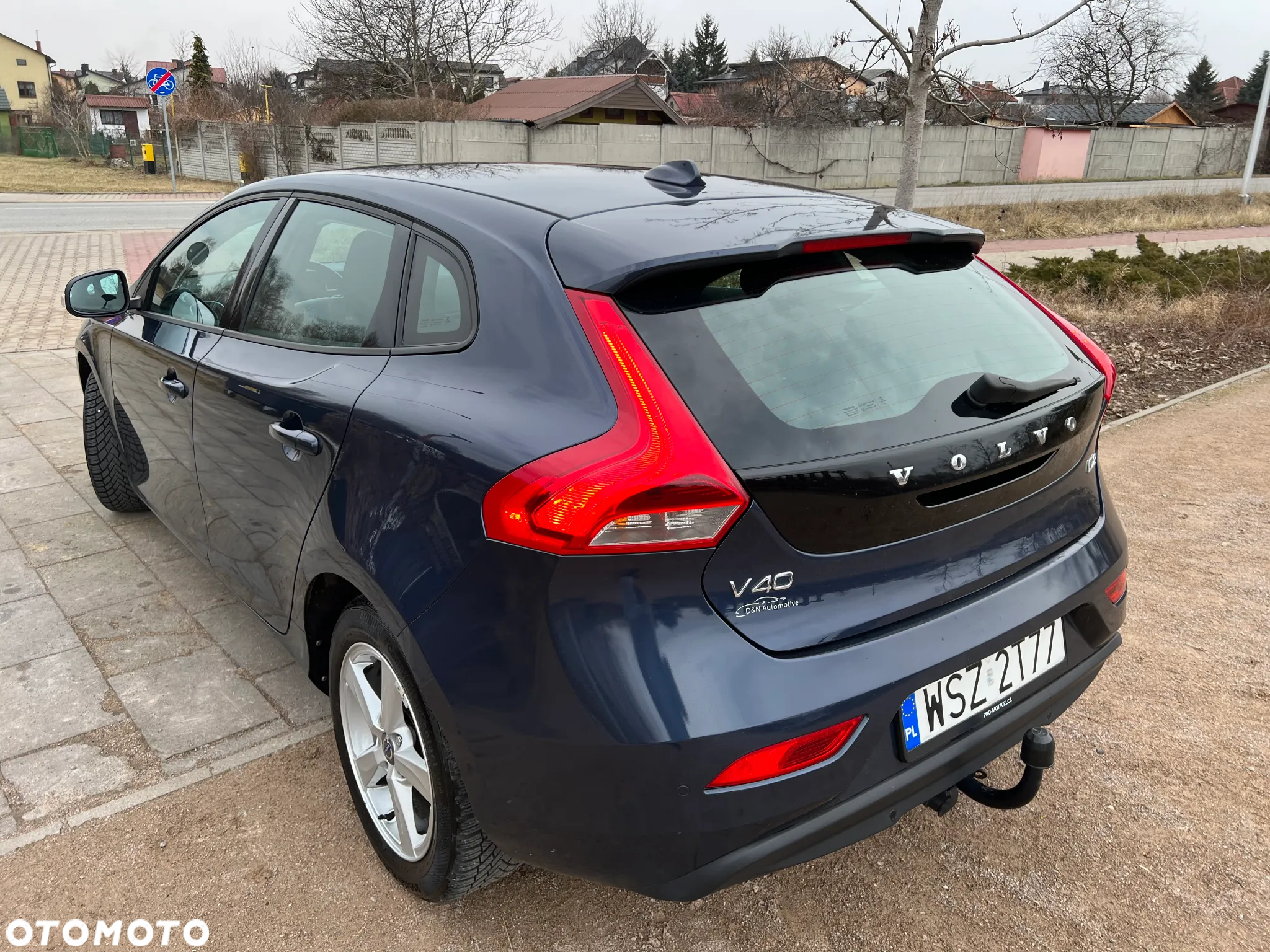 Volvo V40 D2 Momentum - 3