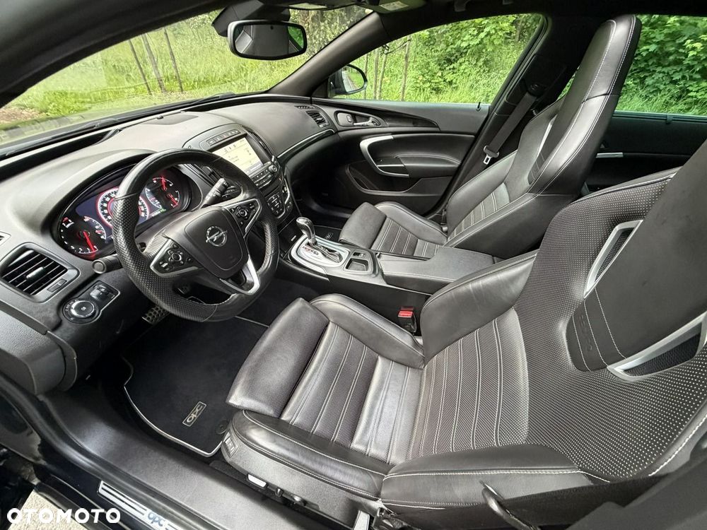 Opel Insignia - 21