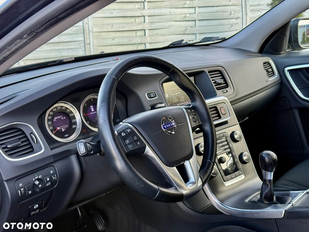 Volvo V60 DRIVe - 10
