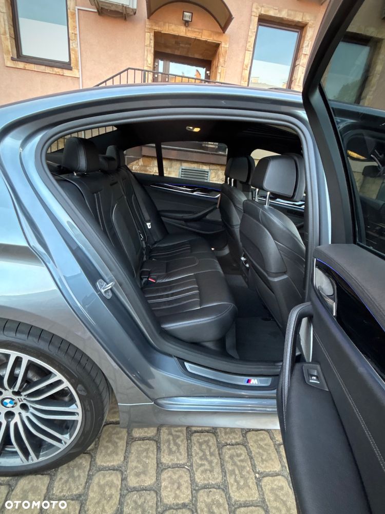 BMW Seria 5 520d xDrive M Sport sport - 29