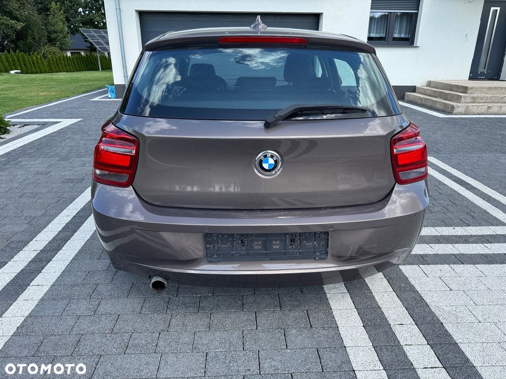 BMW Seria 1 116d - 5