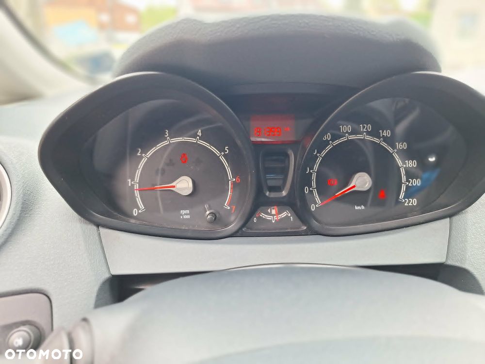 Ford Fiesta 1.25 Ambiente - 14